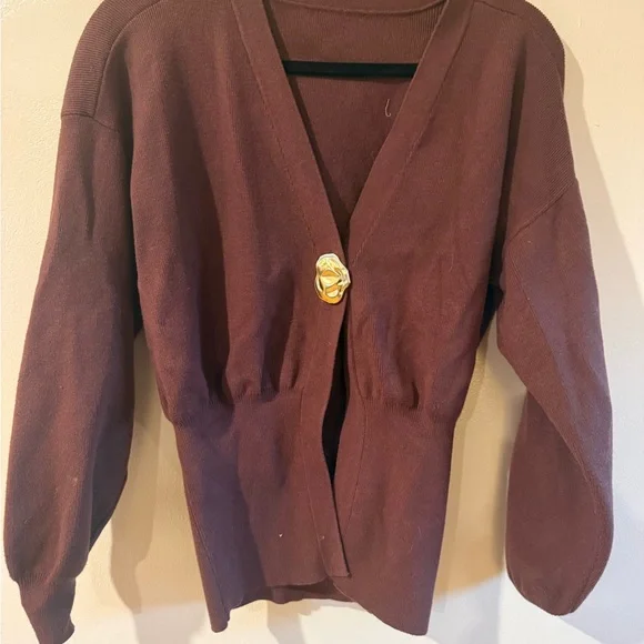 Commense Brown Cardigan with Gold Clasp - Picture 3 of 7